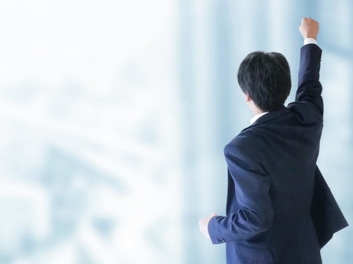 弁護士が転職を考えたら誰に相談するべき？初めての転職を成功させるには？