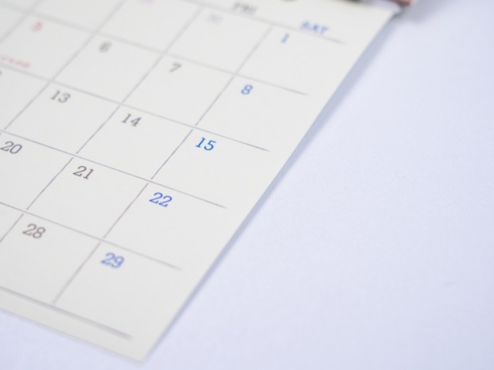 弁護士はどれくらい忙しい？土日出勤は？