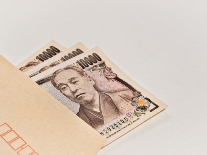 司法修習生に給与は出るのか