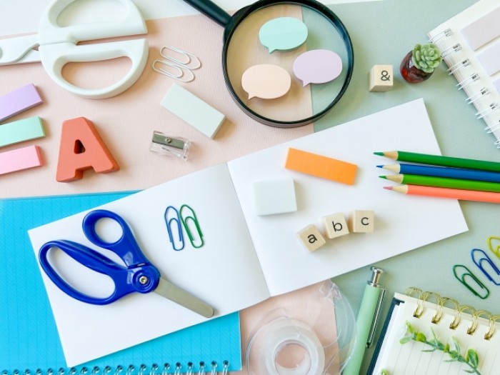 パラリーガルとは？資格・仕事内容・年収・働き方を徹底解説【法律事務職員を目指す方へ】