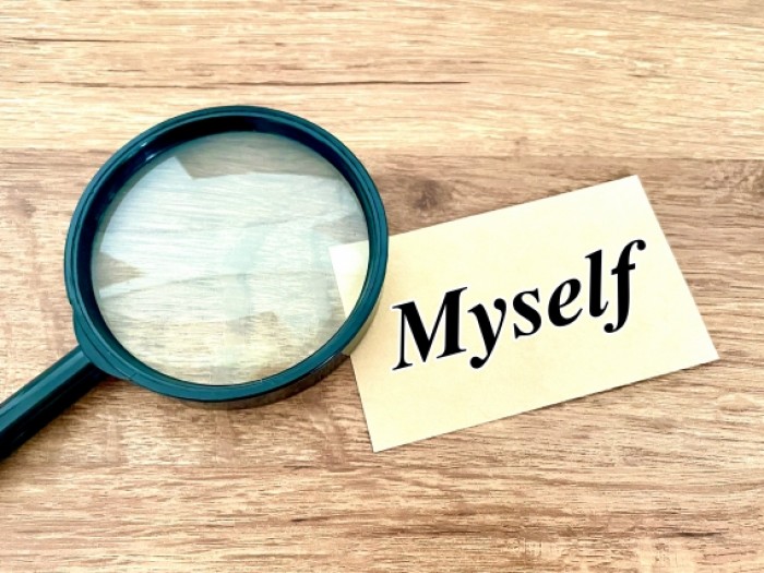 【法務向け】キャリアに活かせる「自己分析」の方法とは｜法務に特化したエージェントがオススメする自己分析手法を実例を踏まえて解説